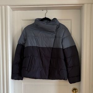 Summersalt Women's Two-Tone Puffer Jacket - Dark Gray and Black